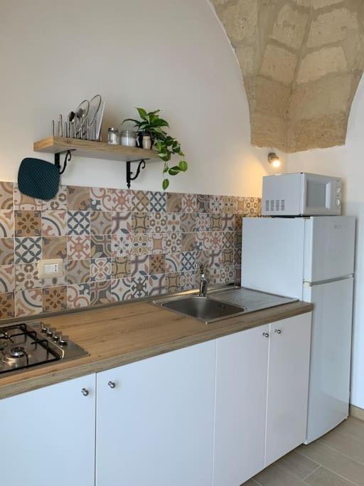 Casa Alera Con Idromassaggio Villa Lecce Exteriör bild